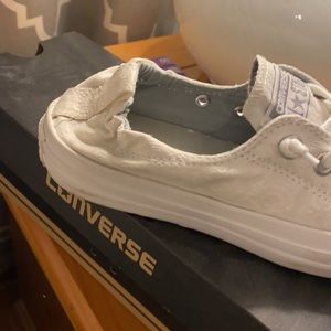 Converse size 7